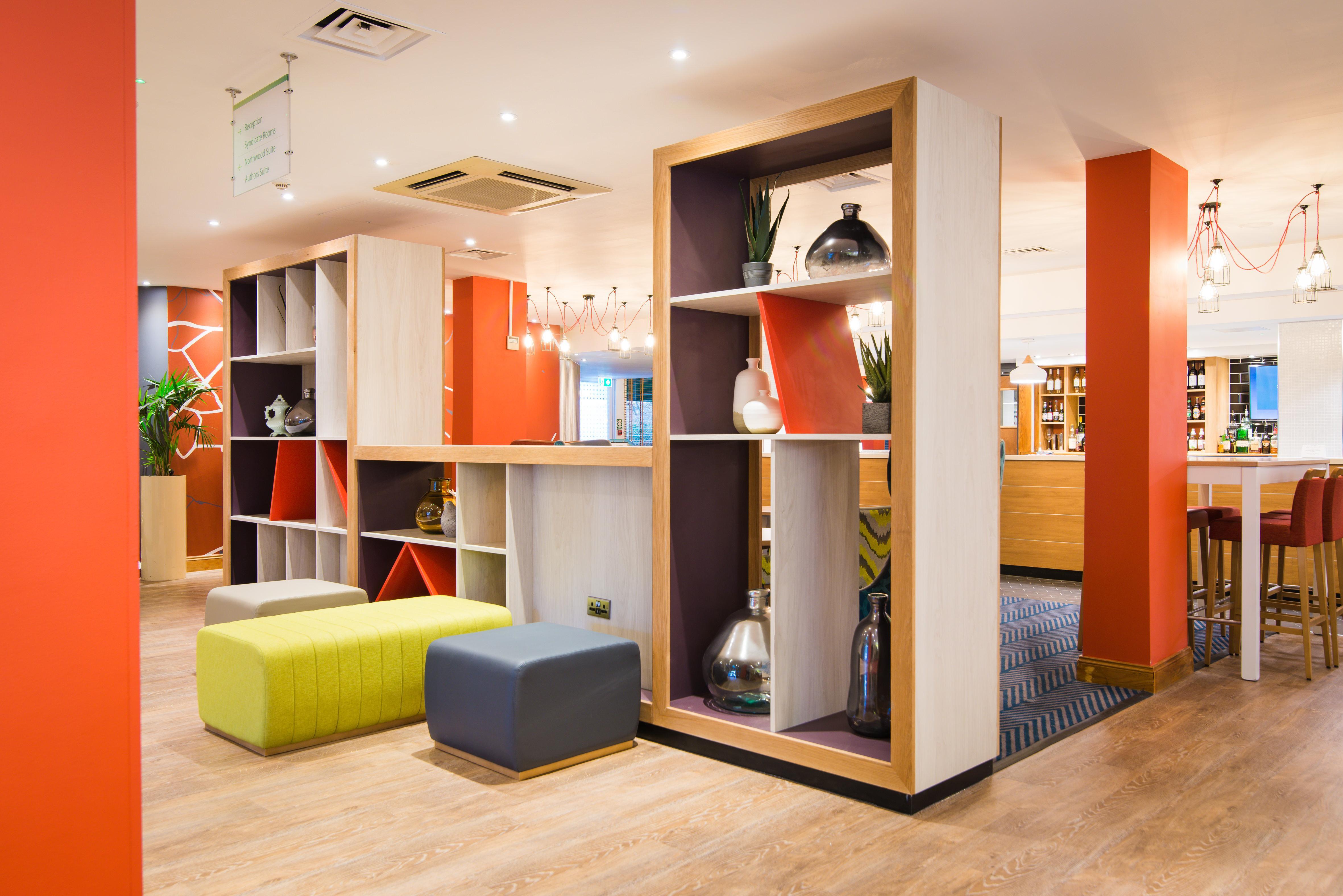 Holiday Inn Stoke On Trent M6 Jct15 By Ihg Newcastle-under-Lyme Esterno foto