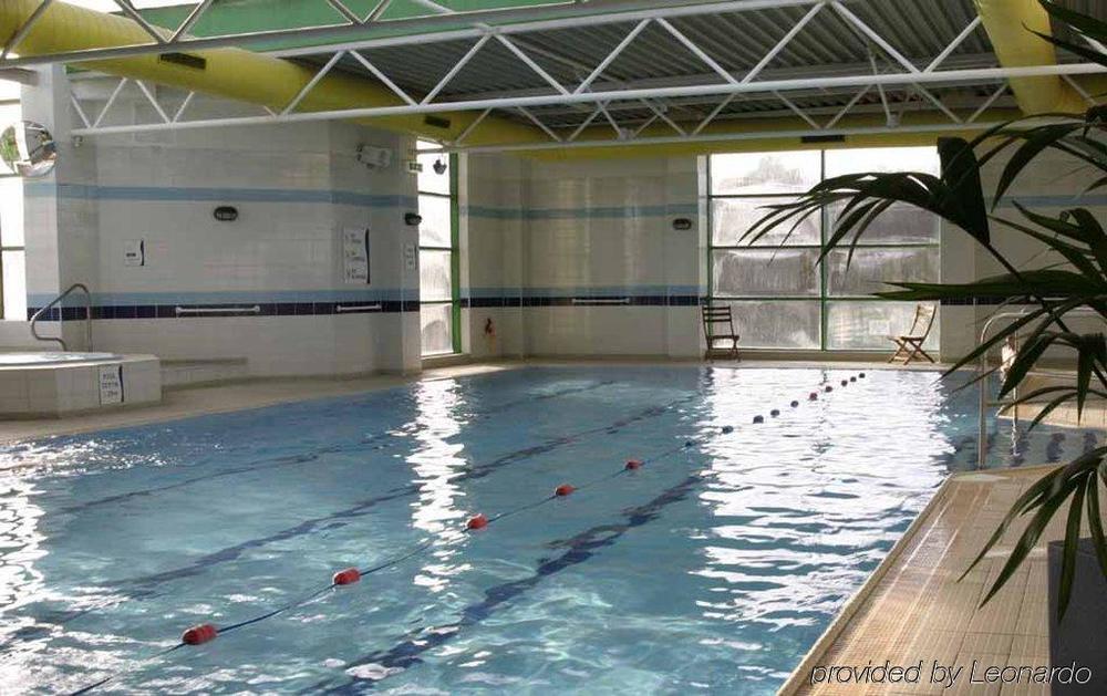 Holiday Inn Stoke On Trent M6 Jct15 By Ihg Newcastle-under-Lyme Esterno foto